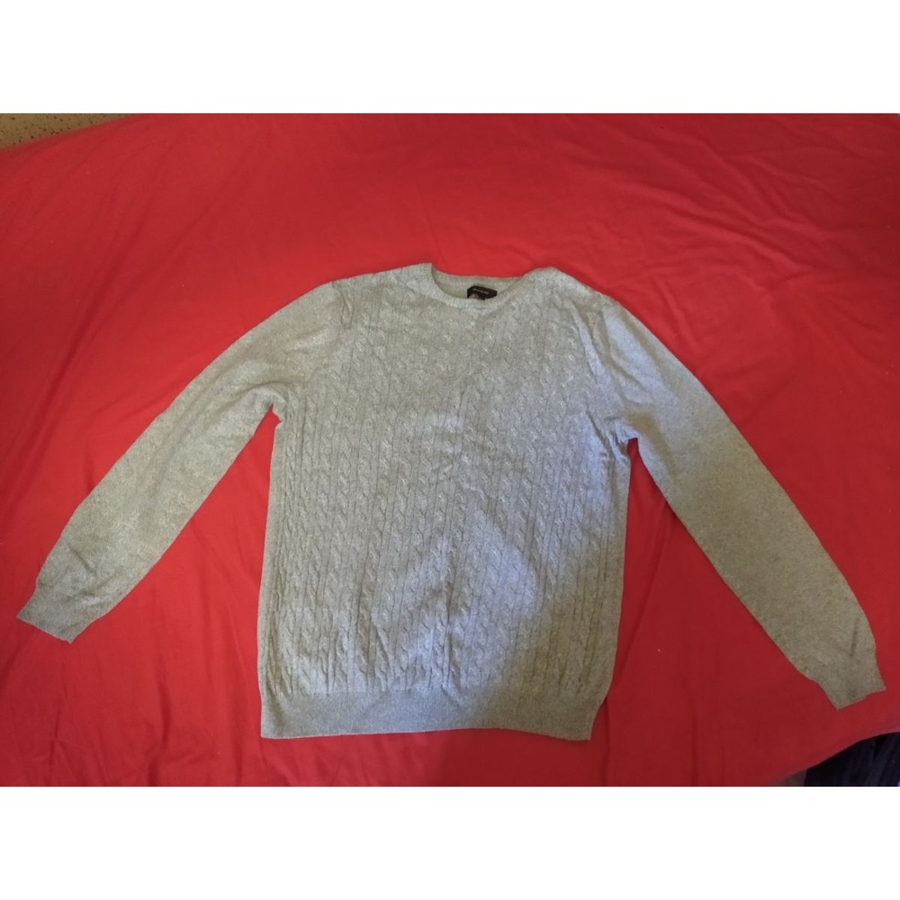 Sweater Men's Gray EUC Cable Knit